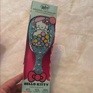 Hello Kitty Wet Brush Detangler